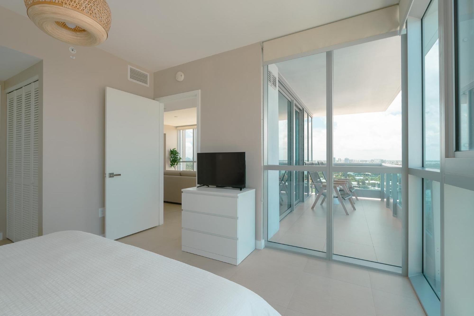 Ocean 2 Sky At Monte Carlo Miami Beach Habitación foto